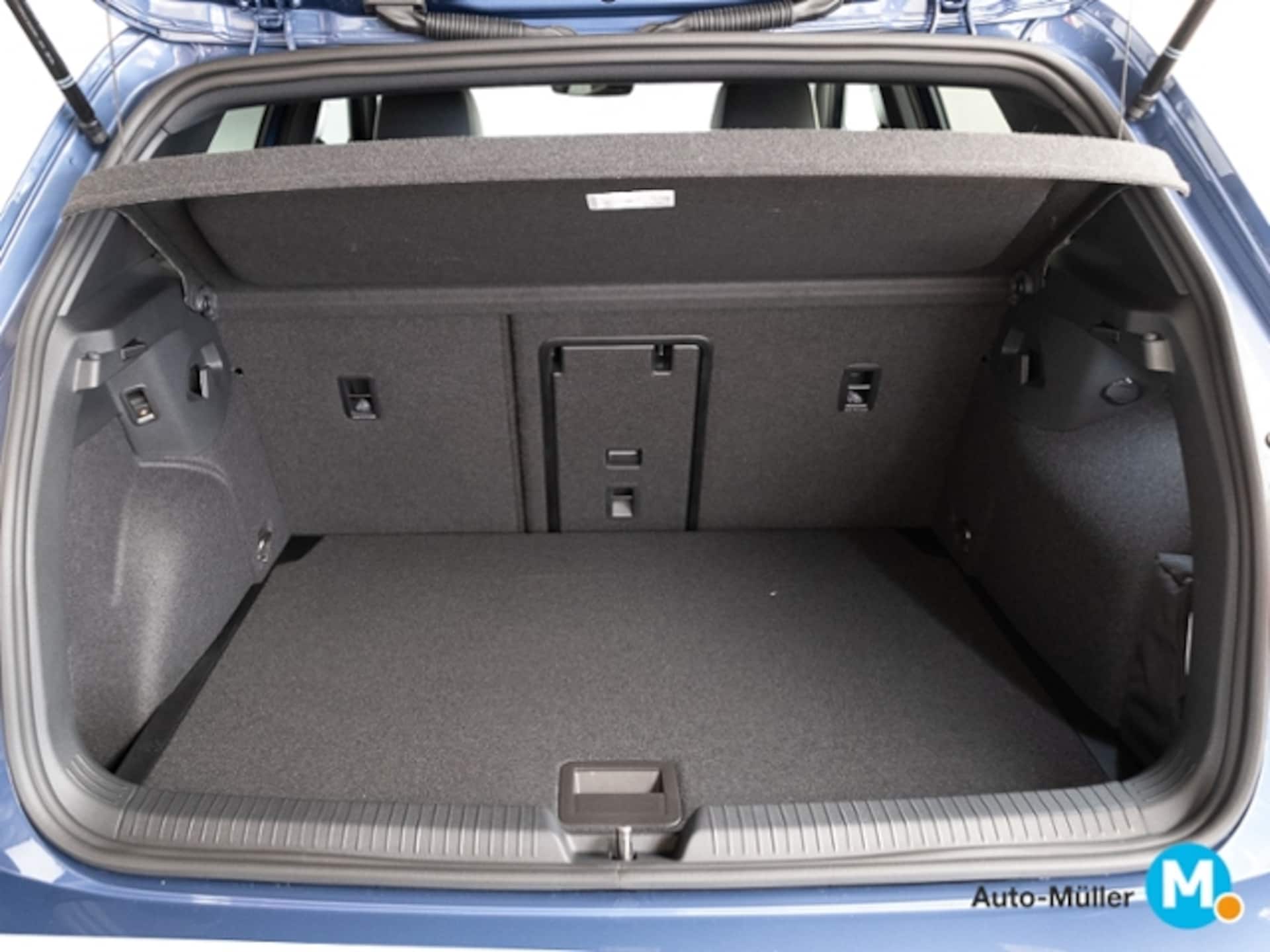 Volkswagen Golf Style