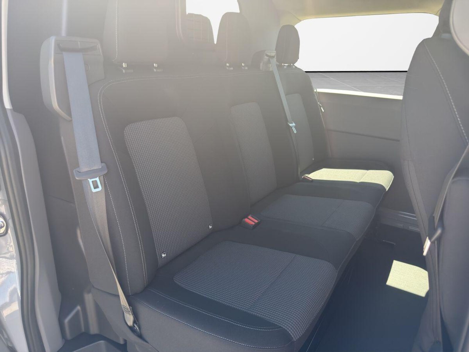 Volkswagen Transporter Kasten langer Radstand – Bild 14