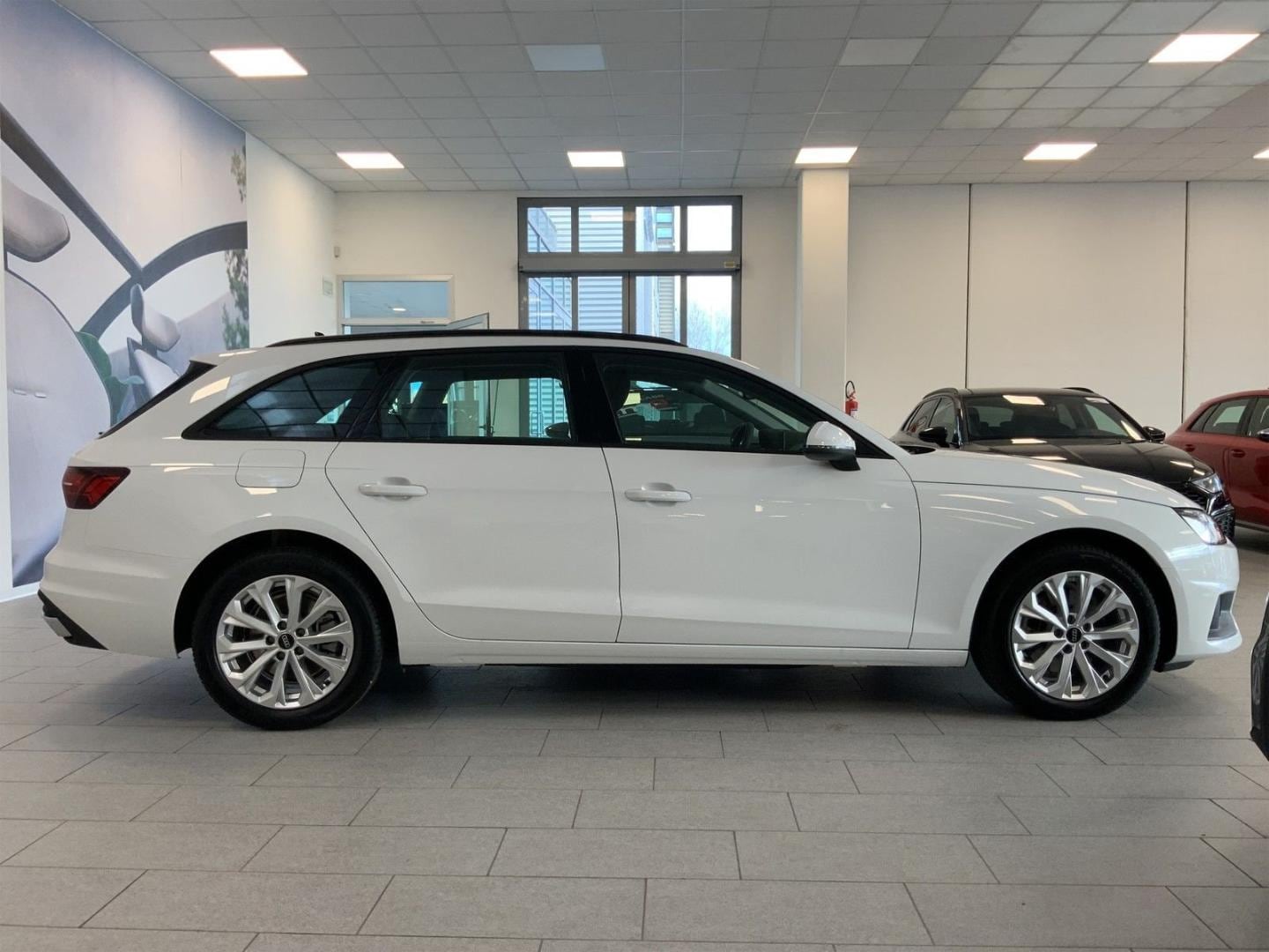 Image about Audi A4 Avant Business 30 TDI 100 kW (136 CV) S tronic