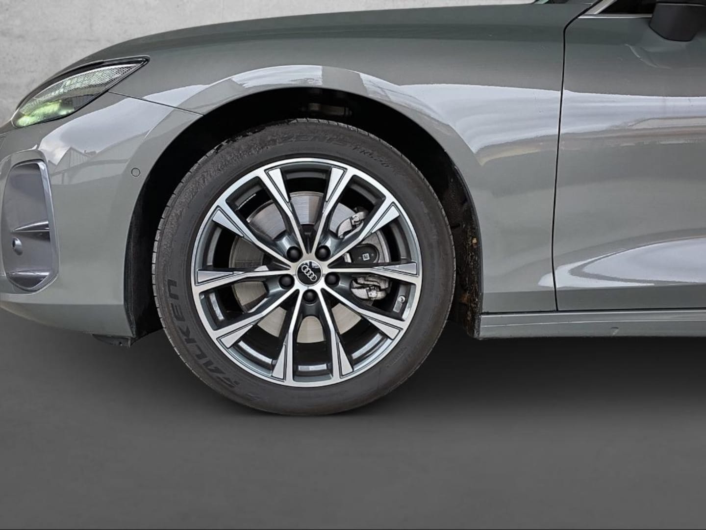 Bild über Audi A6 Avant TDI quattro 150 kW S tronic - für weitere Informationen kontaktieren Sie den Audi Partner