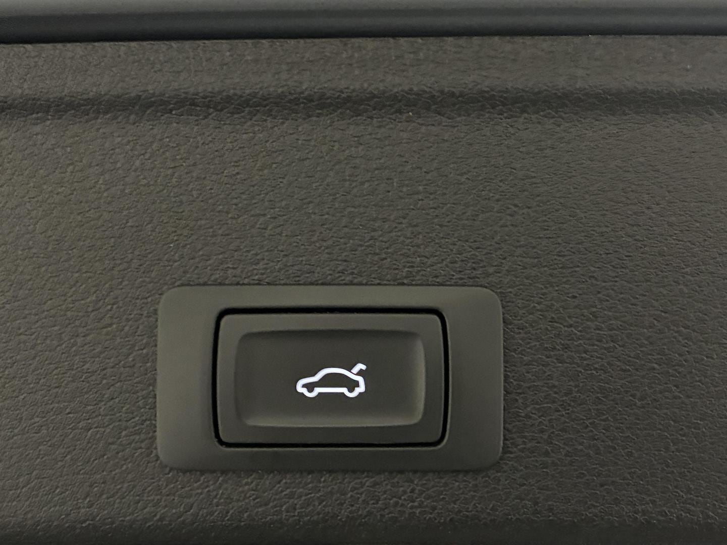 Image about Audi A4 Avant Design 35 TDI 120 kW (163 ch) S tronic