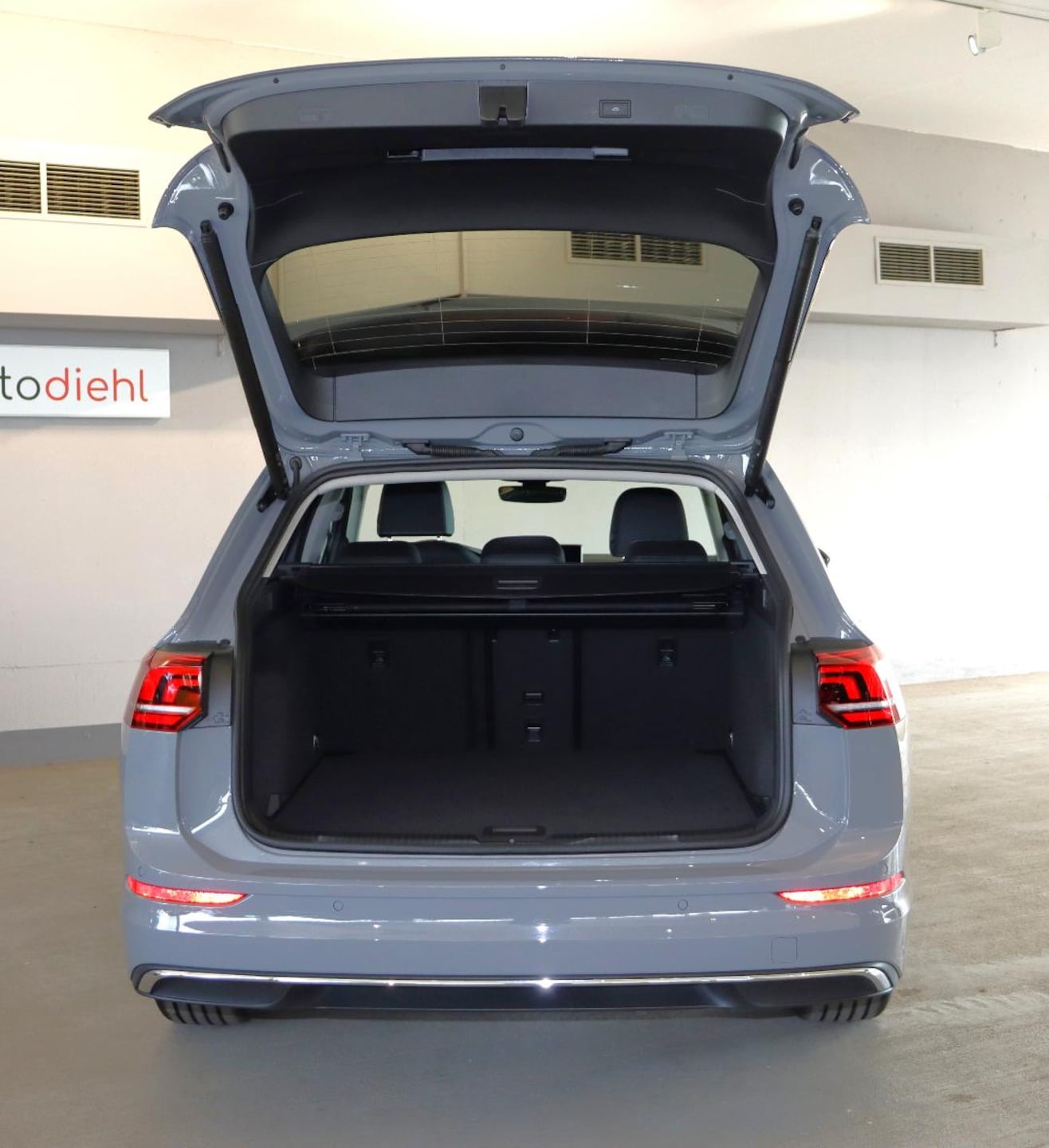 Volkswagen Golf Variant Life