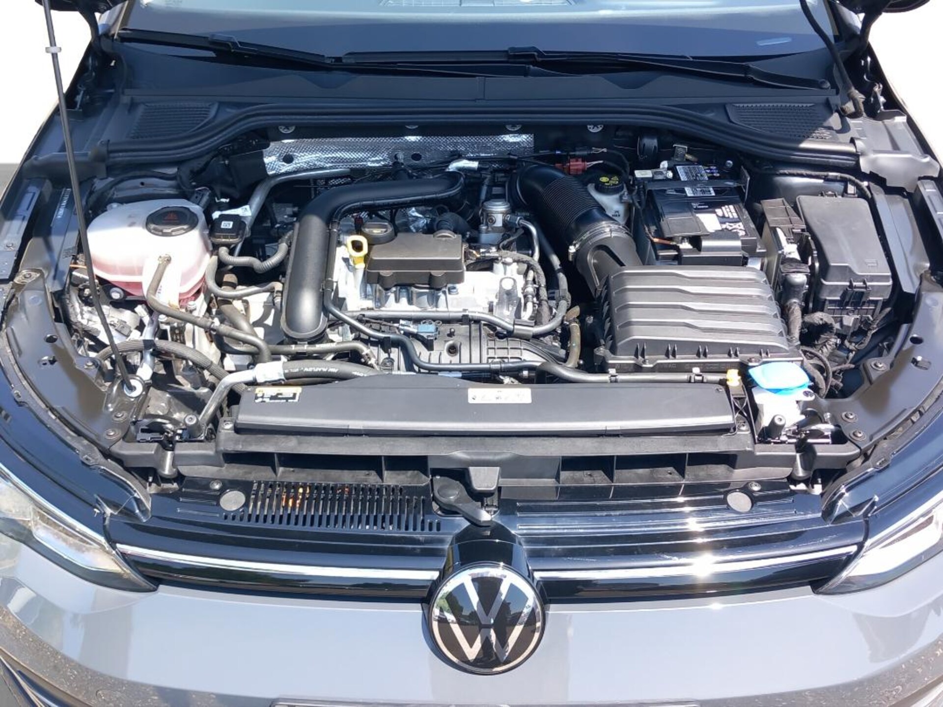 Volkswagen Golf Life