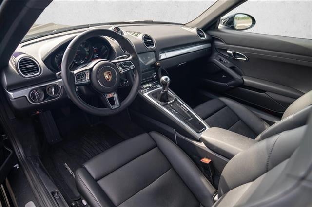 2025 Porsche 718 Cayman