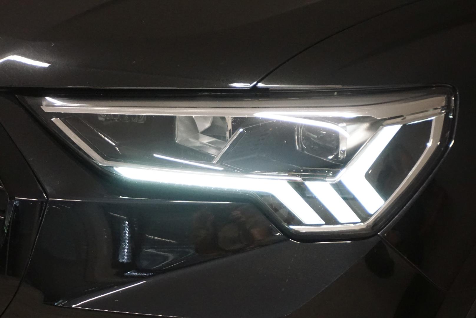Image about Audi Q3 Attraction S line 40 TDI quattro 147 kW (200 ch) S tronic