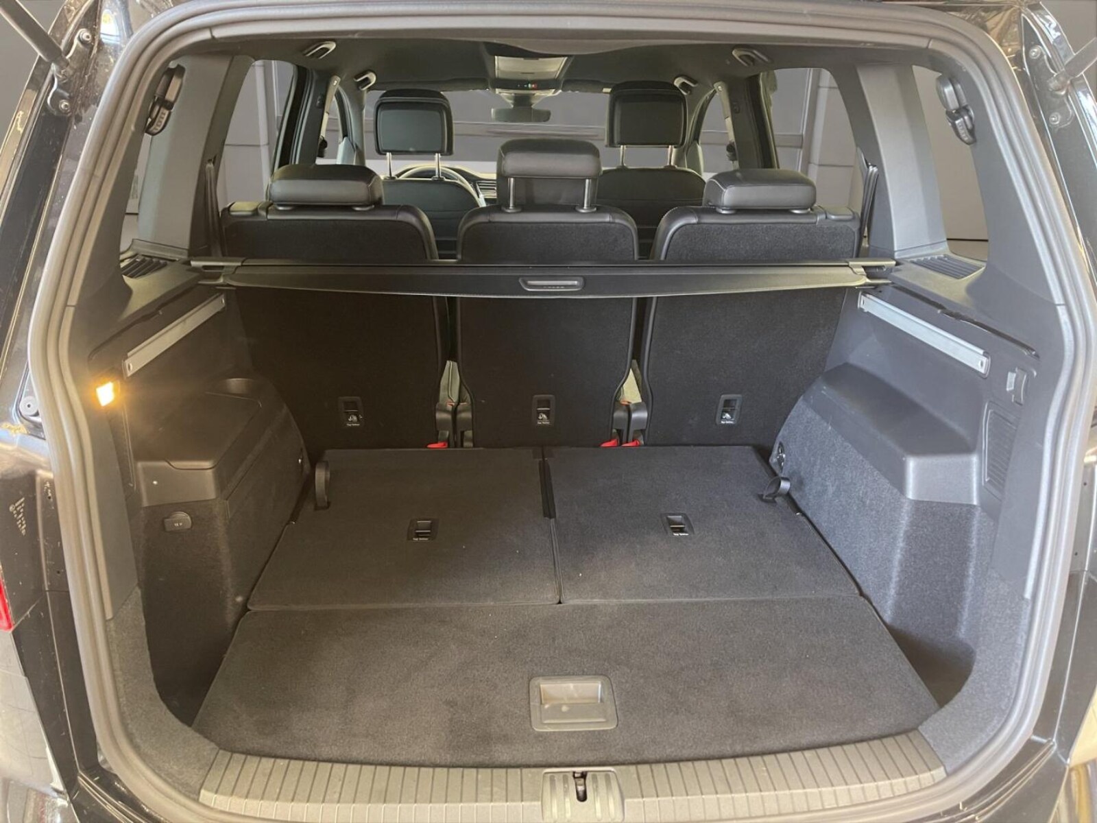 Volkswagen Touran – Bild 17