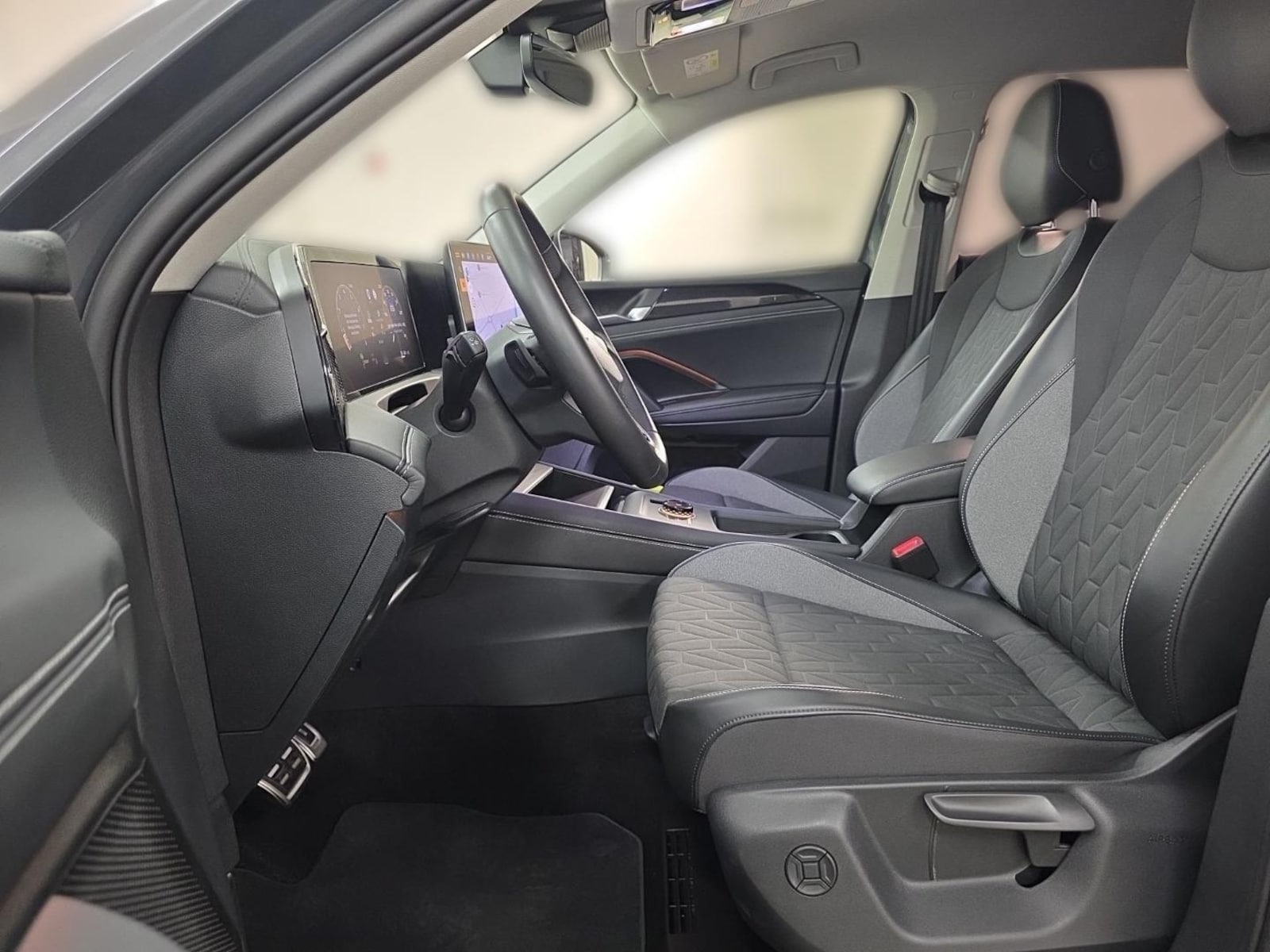 Volkswagen Tiguan – Bild 9