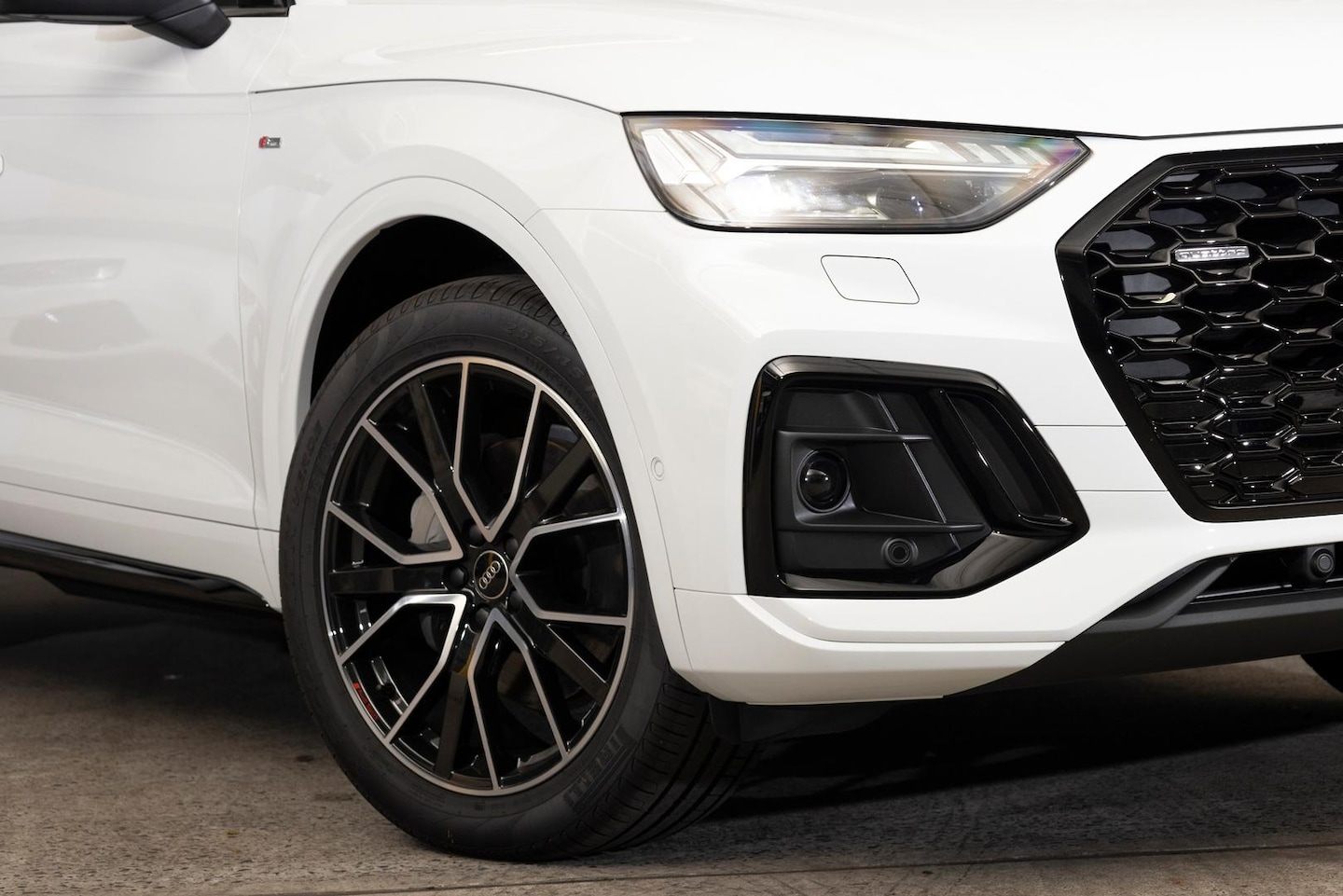 Image about Audi Q5 Sportback 40 TDI quattro S tronic