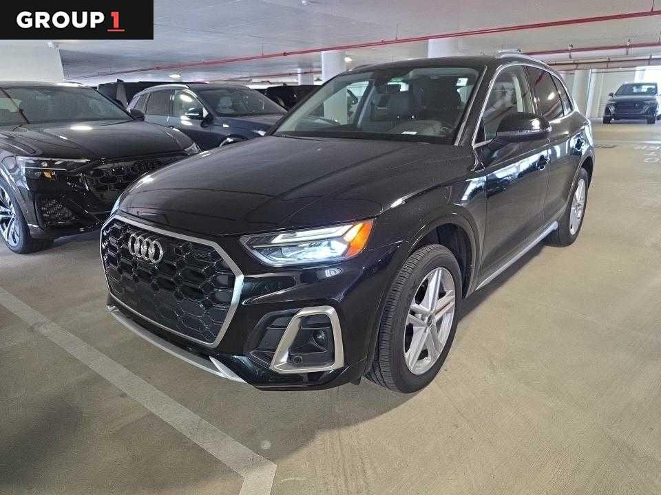 2024 Audi Q5 55 e Premium Plus's photo