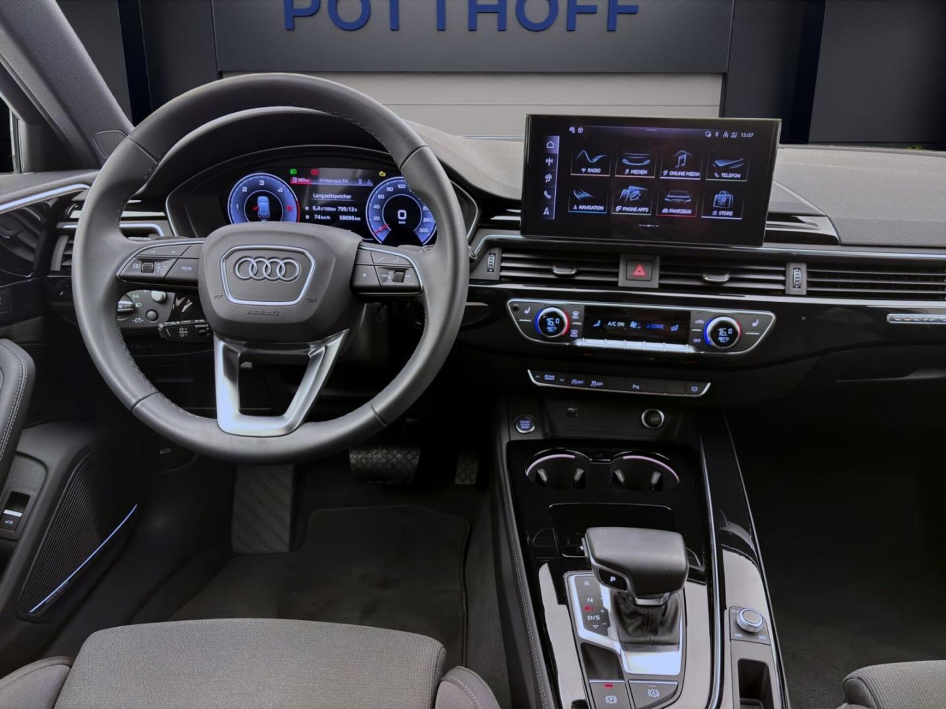 Audi A4 Avant S line