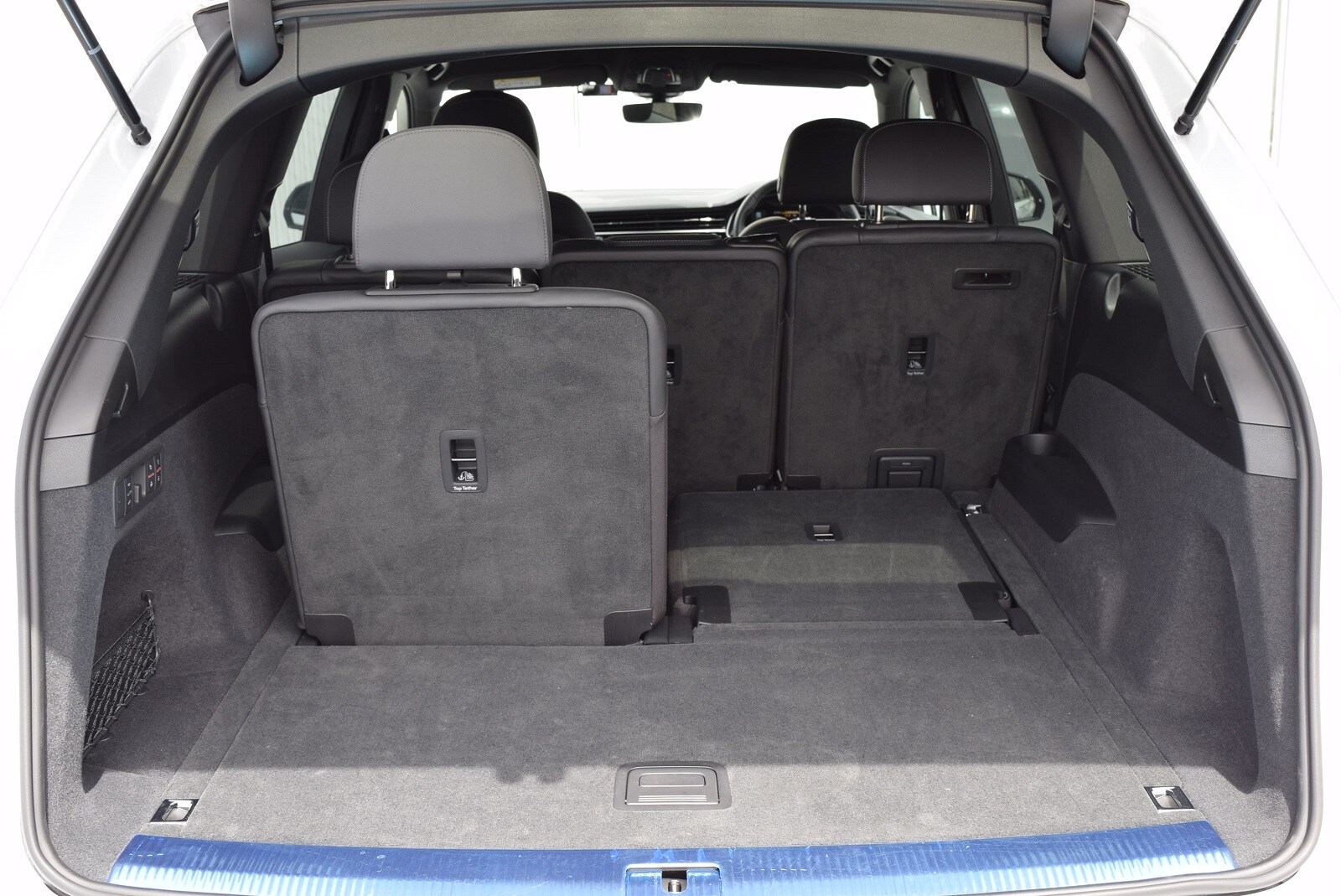 Image about Audi Q7 55 TFSI quattro S line 250(340) kW(PS) tiptronic