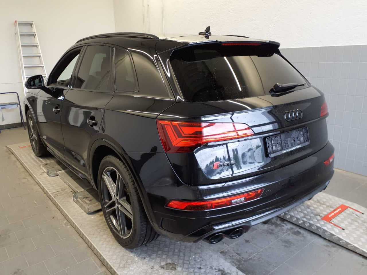Image about Audi SQ5 TDI tiptronic