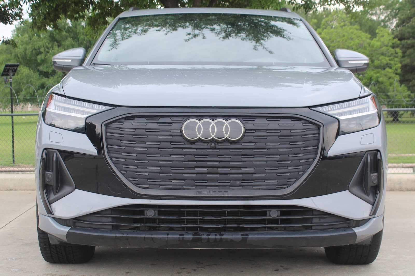 Used 2022 Audi Q4 e-tron Prestige with VIN WA1M2BFZ3NP030499 for sale in Houston, TX