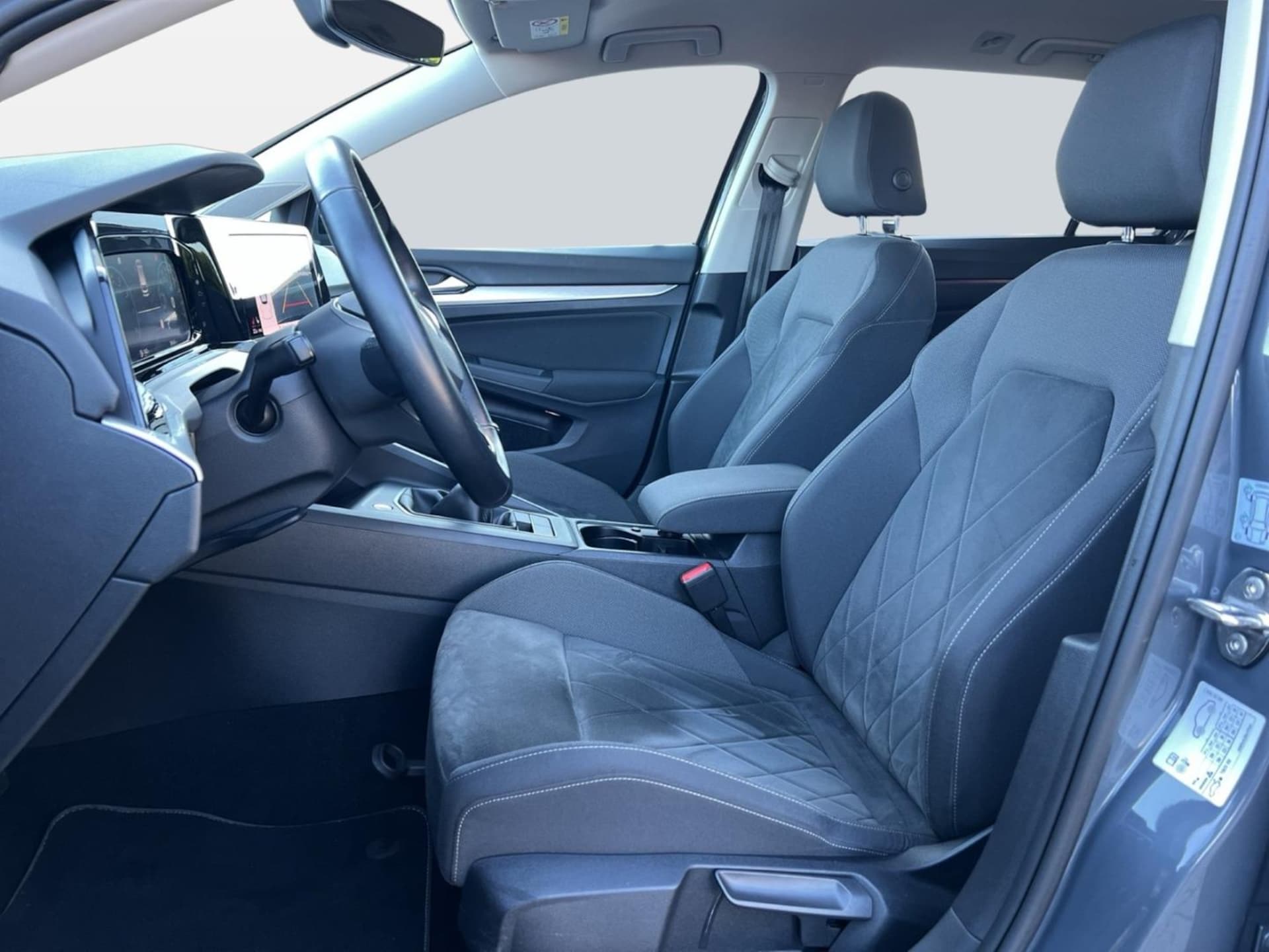 Volkswagen Golf Variant Life