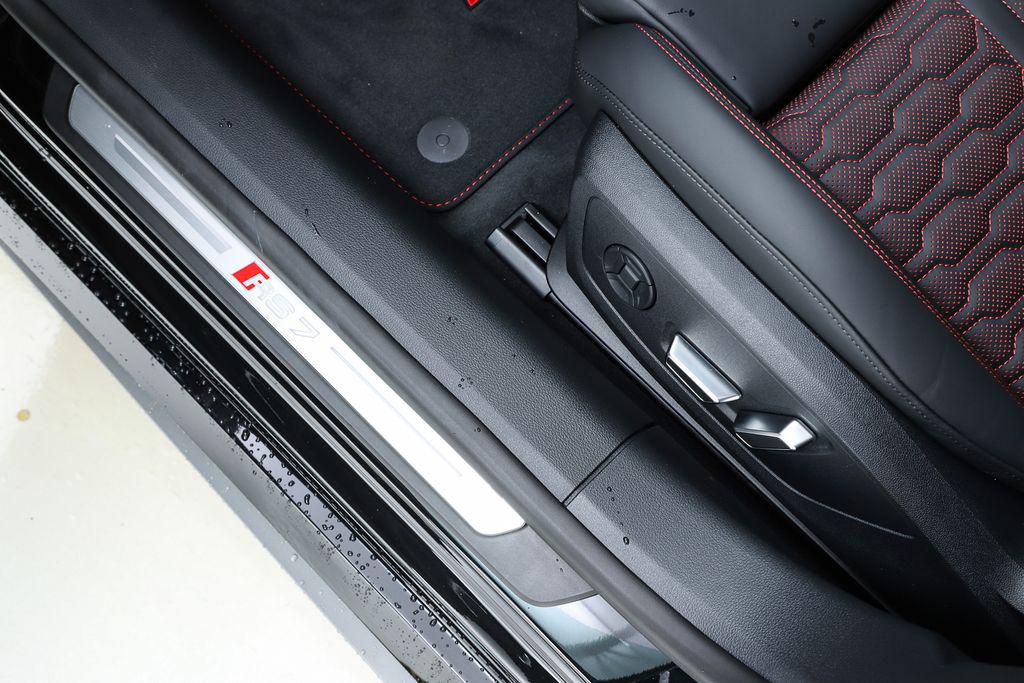 2026 Audi RS 7 Base - Photo 43