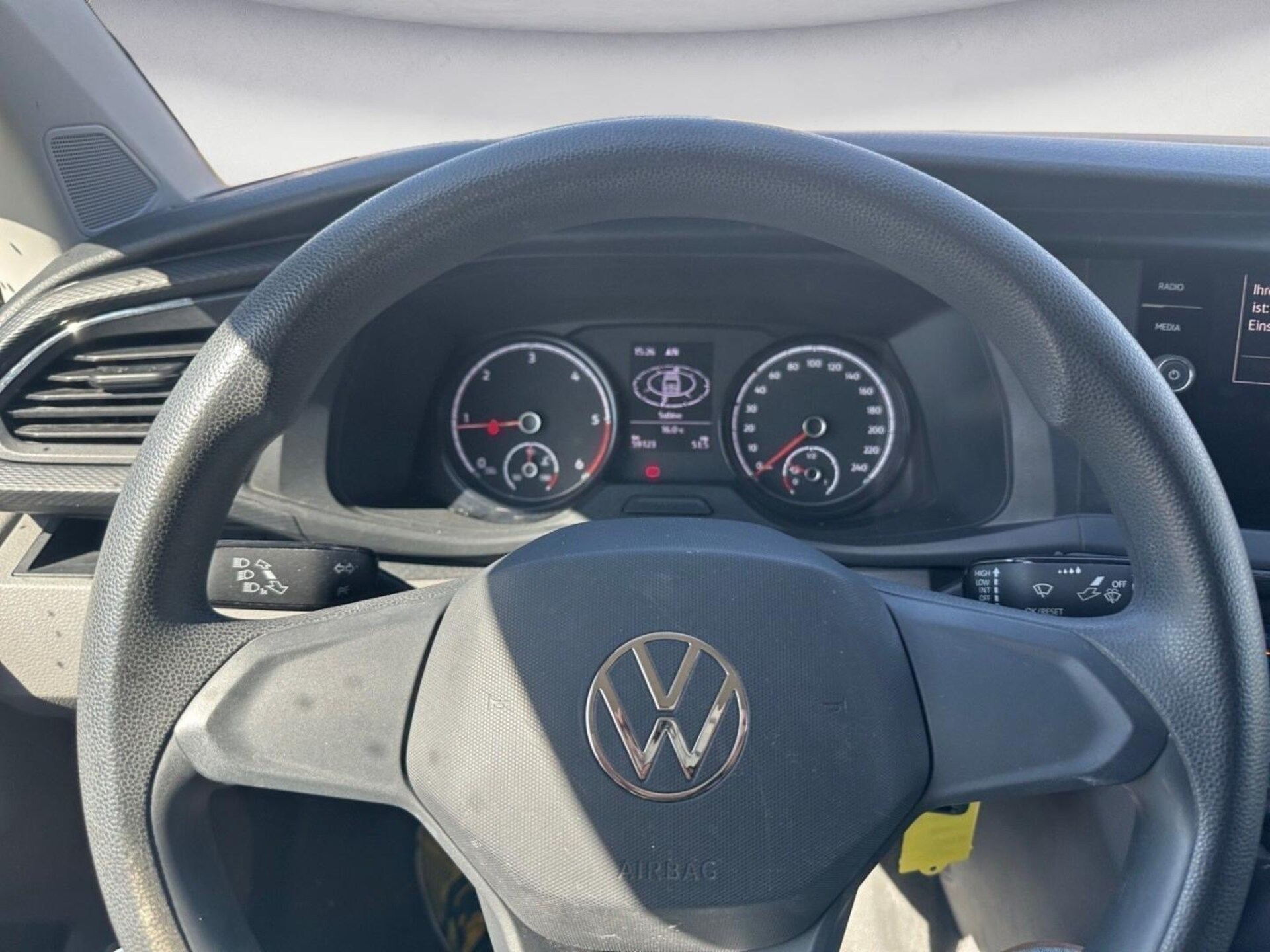 Volkswagen T6.1 Transporter Kasten langer Radstand