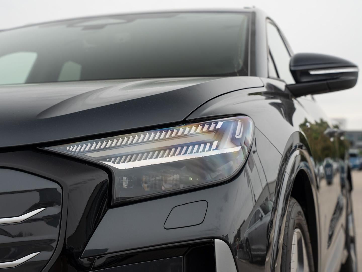Bild über Audi Q4 SUV e-tron e-tron performance 210 kW - für weitere Informationen kontaktieren Sie den Audi Partner