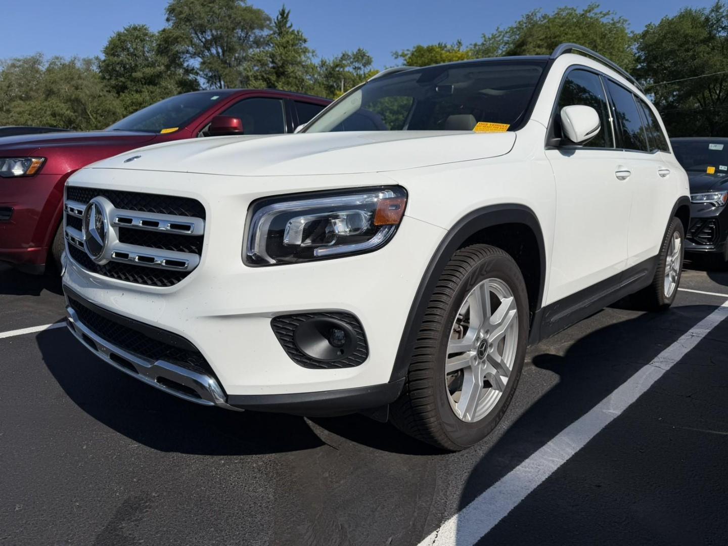 2022 Mercedes-Benz GLB GLB 250 4MATIC's photo