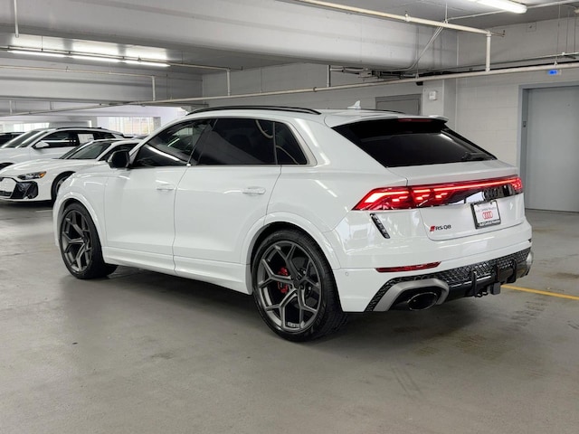 2026 Audi RS Q8 SUV performance