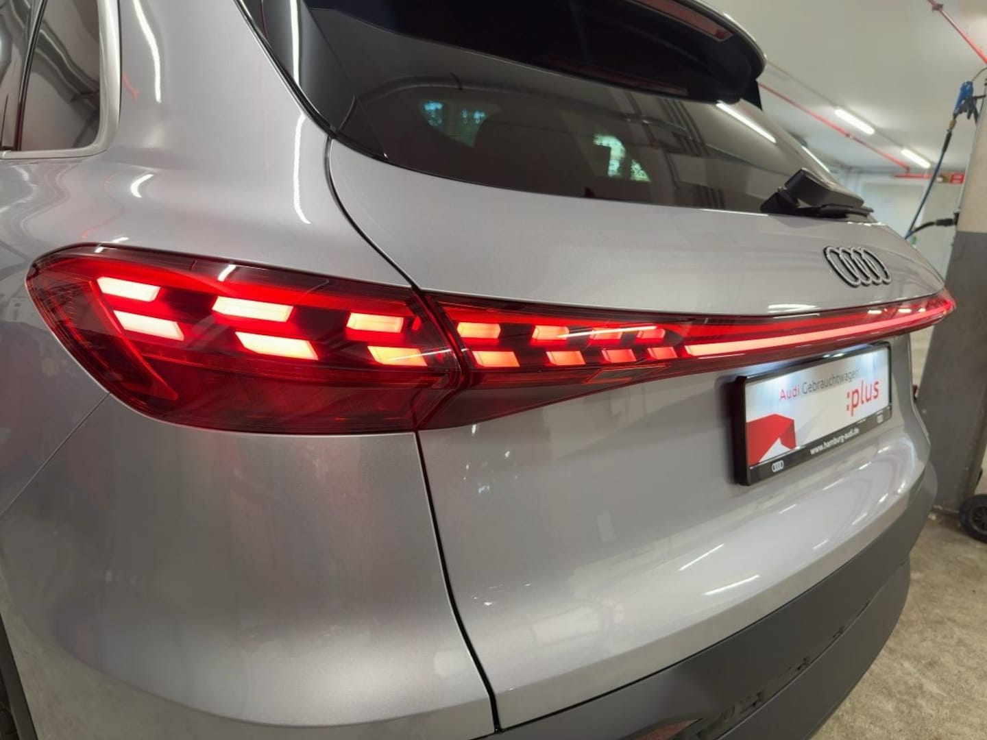 Bild über Audi Q5 SUV TFSI 150 kW S tronic - für weitere Informationen kontaktieren Sie den Audi Partner