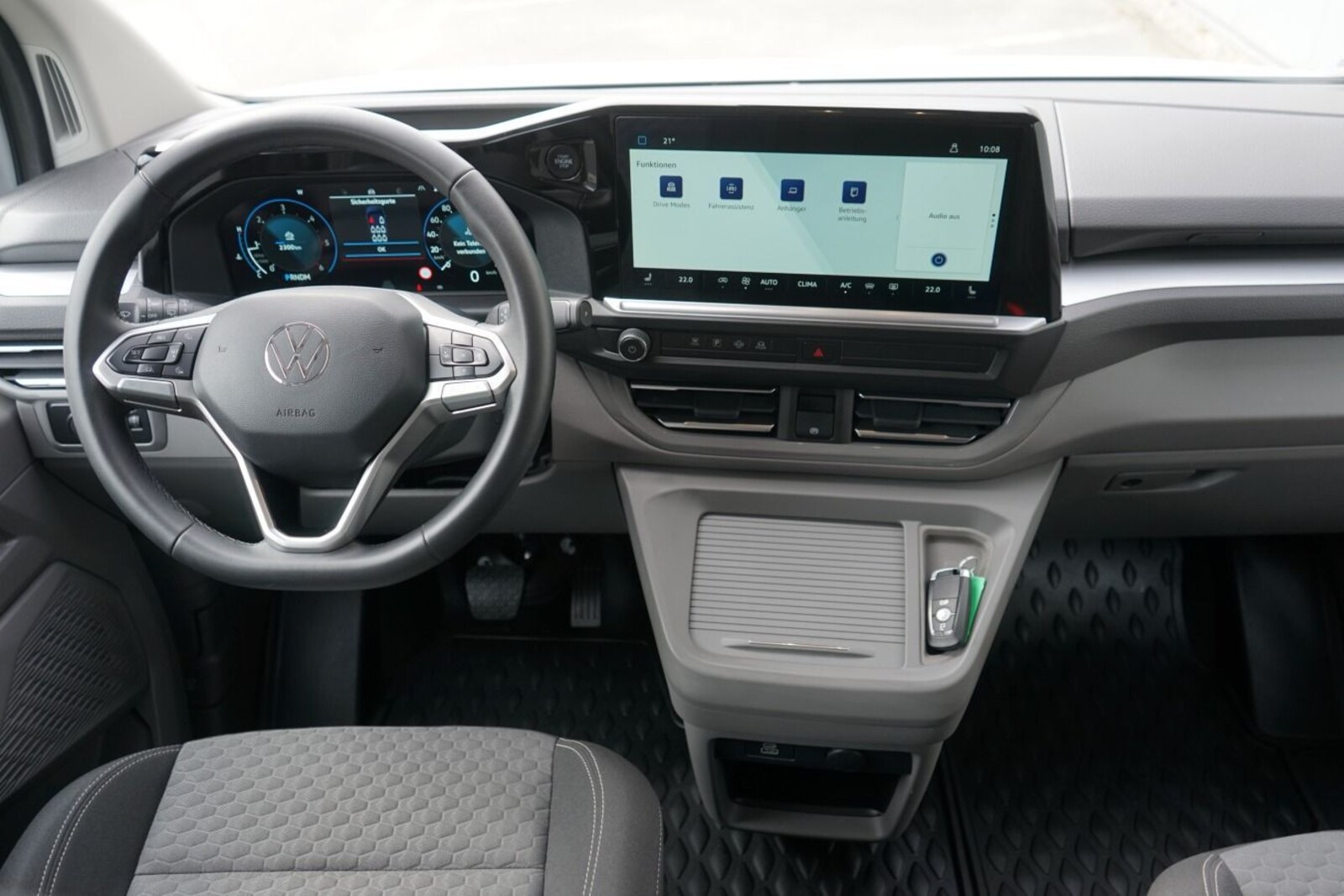 Volkswagen Caravelle langer Radstand – Bild 11