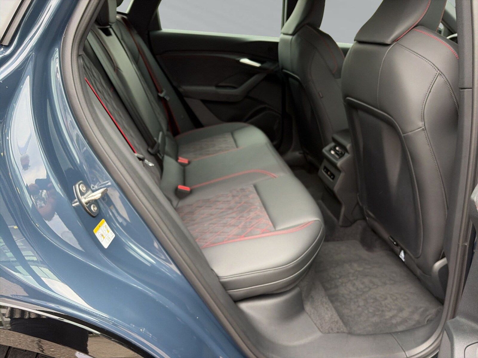 Audi Q6 Sportback e-tron – Bild 12