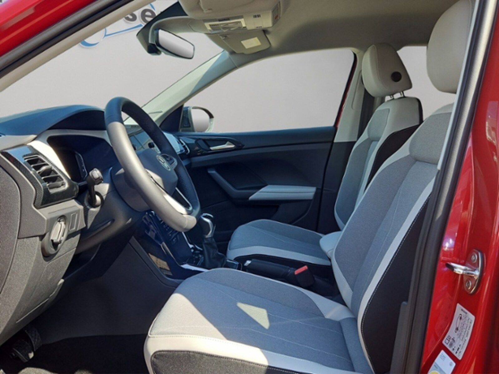 Volkswagen T-Cross – Bild 8