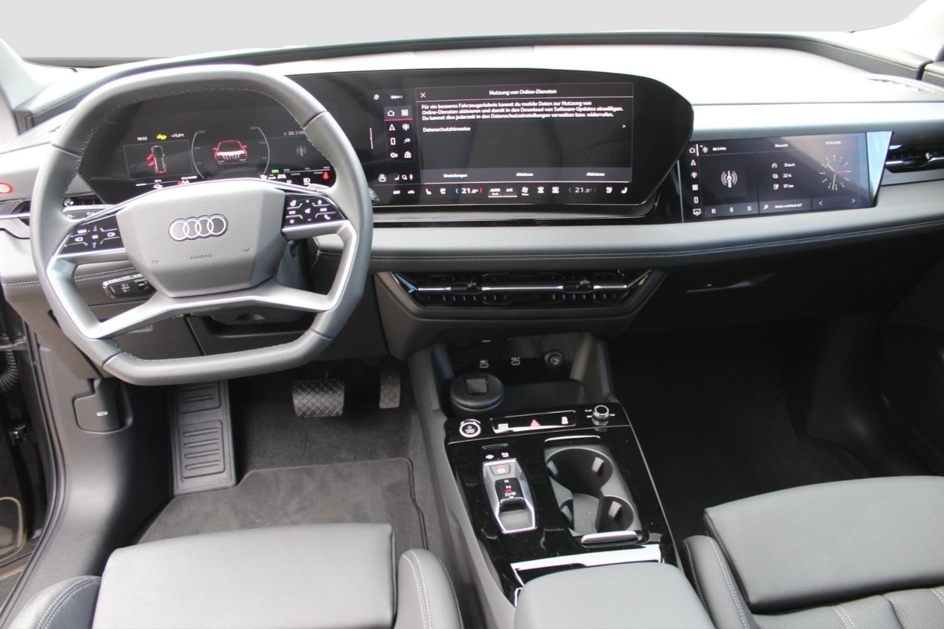 Audi Q6 SUV e-tron