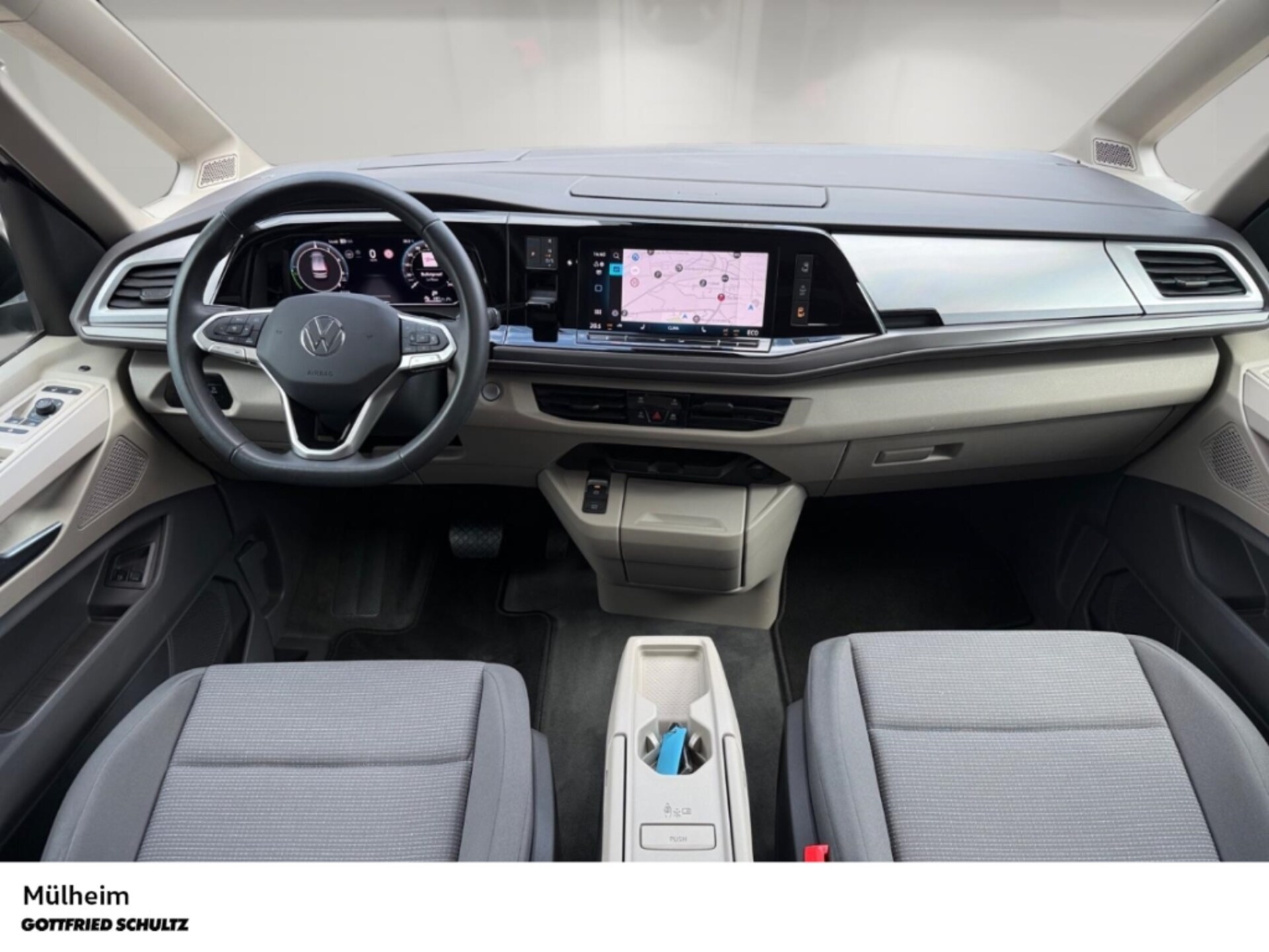 Volkswagen Multivan Langversion Basis-Modell