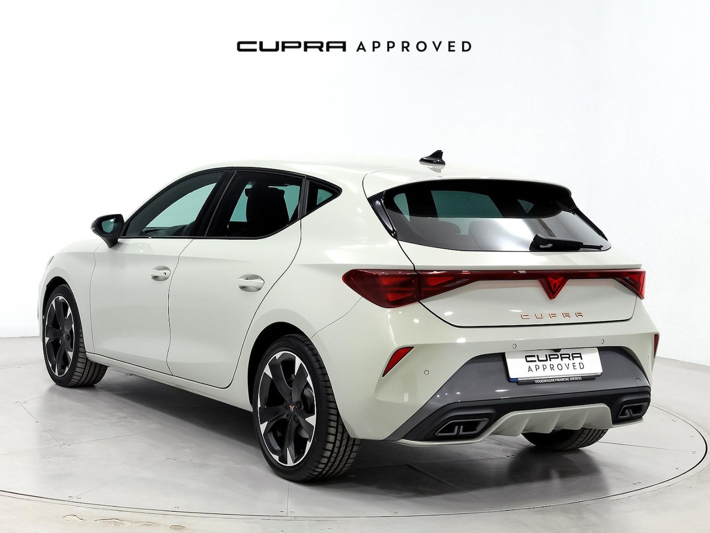 CUPRA Leon León 1.5 eTSI DSG 110 kW (150 CV) — photo 3