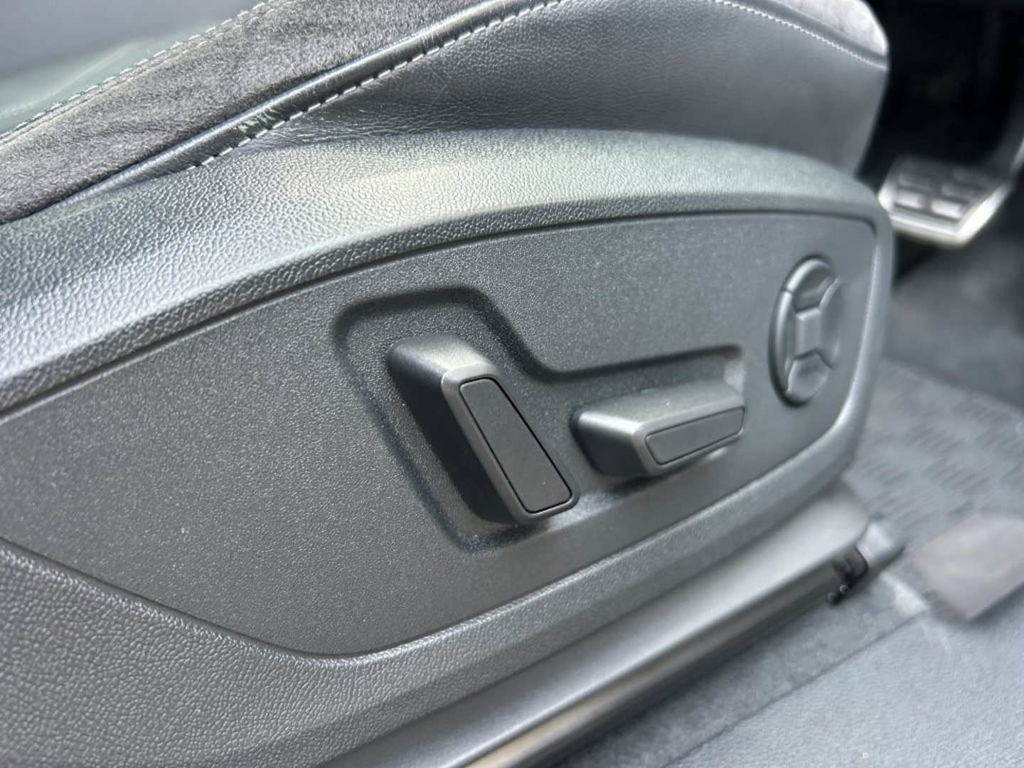 Audi Q3 Sportback 35 TFSI S line for more details contact your dealer