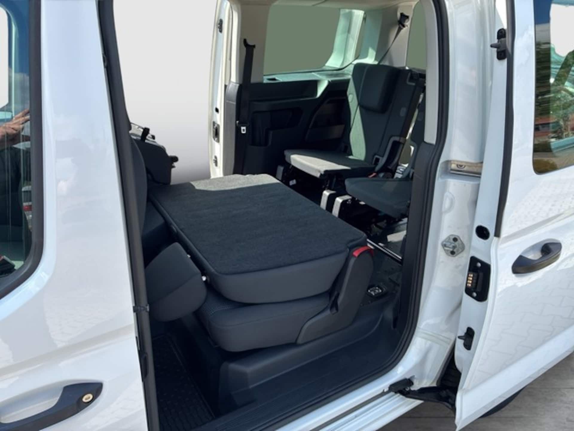 Volkswagen Caddy Maxi Kombi Basis-Modell