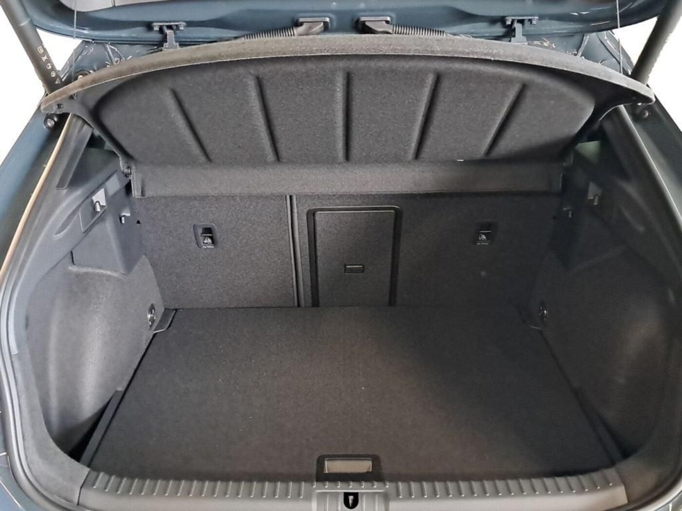 CUPRA Formentor 1.5 TSI e-Hybrid DSG 150 kW (204 CV) — photo 7