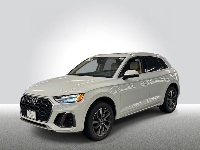 Photo of 2023 Audi Q5