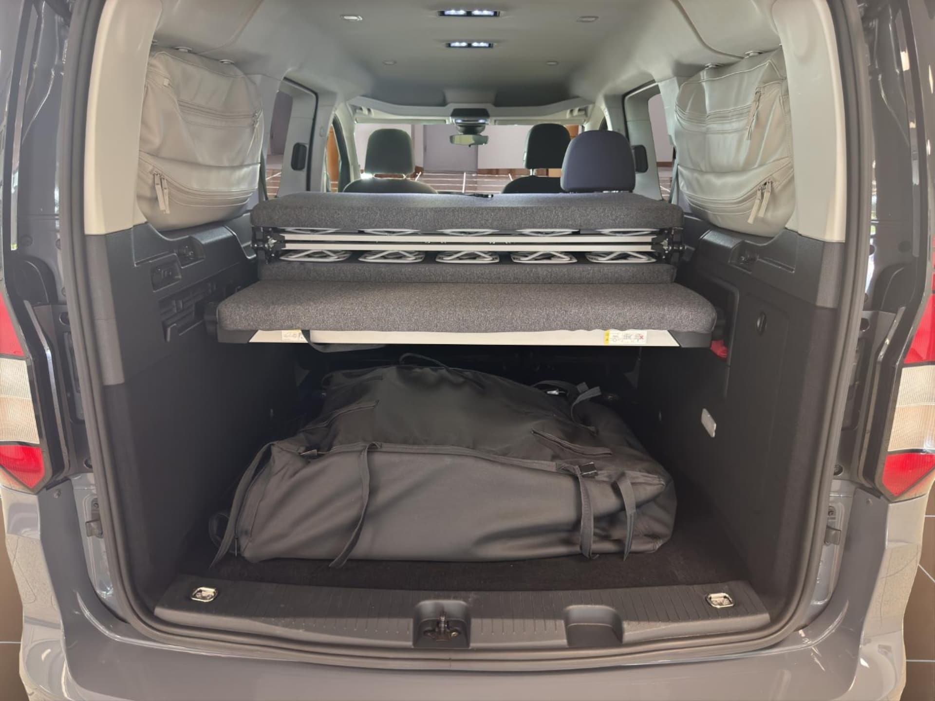 Volkswagen Caddy Maxi California