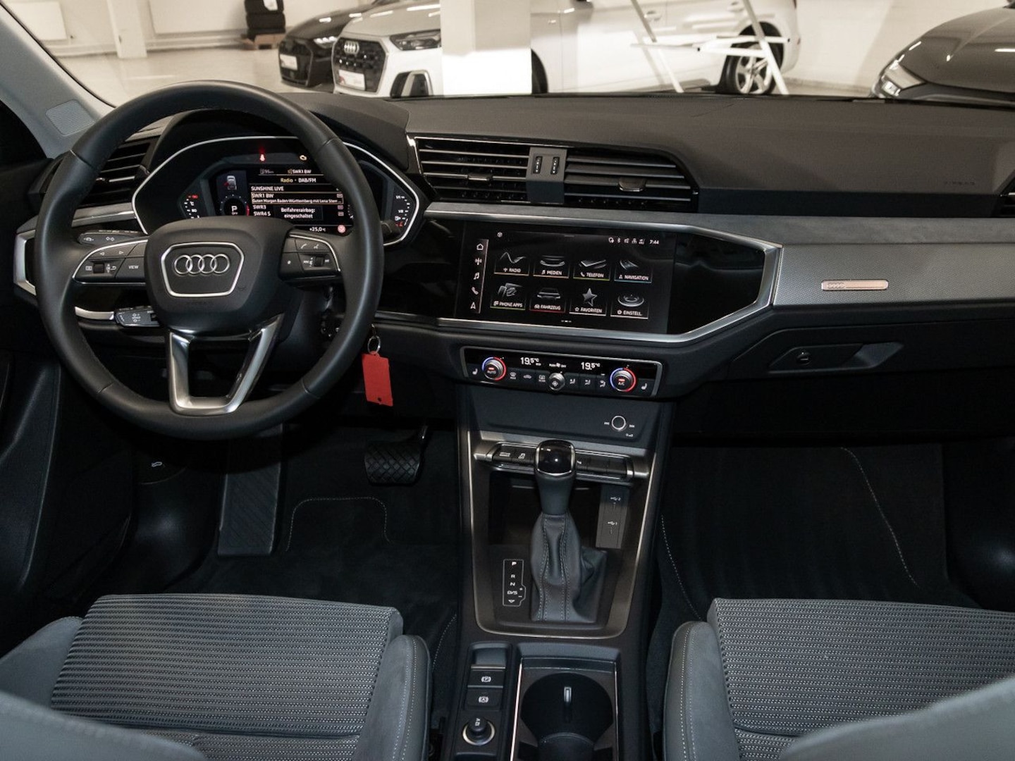 Bild über Audi Q3 Sportback S line 35 TFSI S tronic - für weitere Informationen kontaktieren Sie den Audi Partner