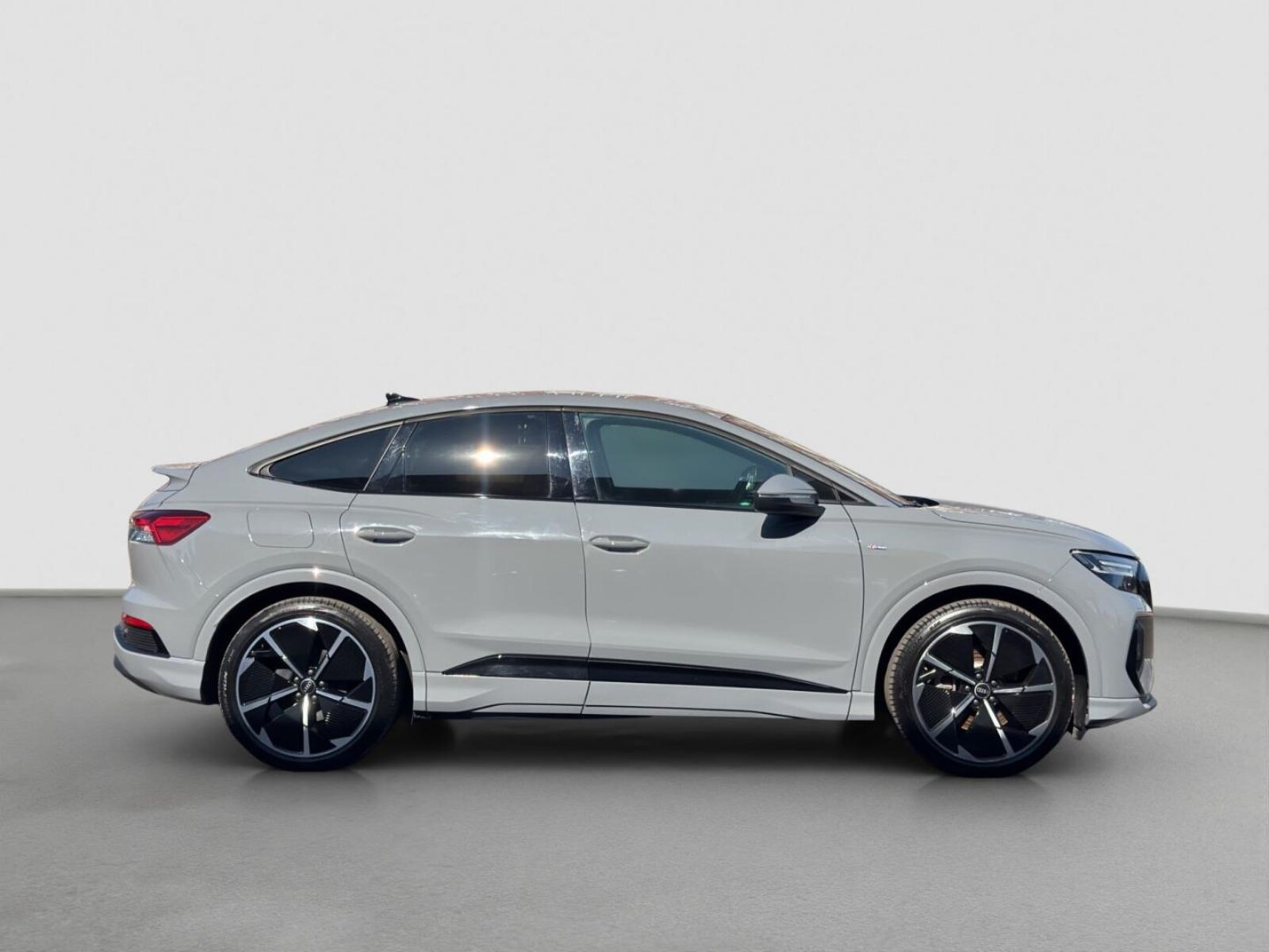 Audi Q4 Sportback e-tron – Bild 4
