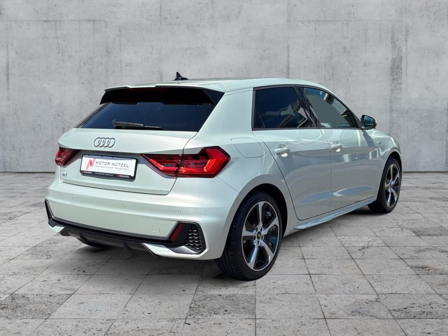 Bild über Audi A1 Sportback S line 30 TFSI S tronic - für weitere Informationen kontaktieren Sie den Audi Partner