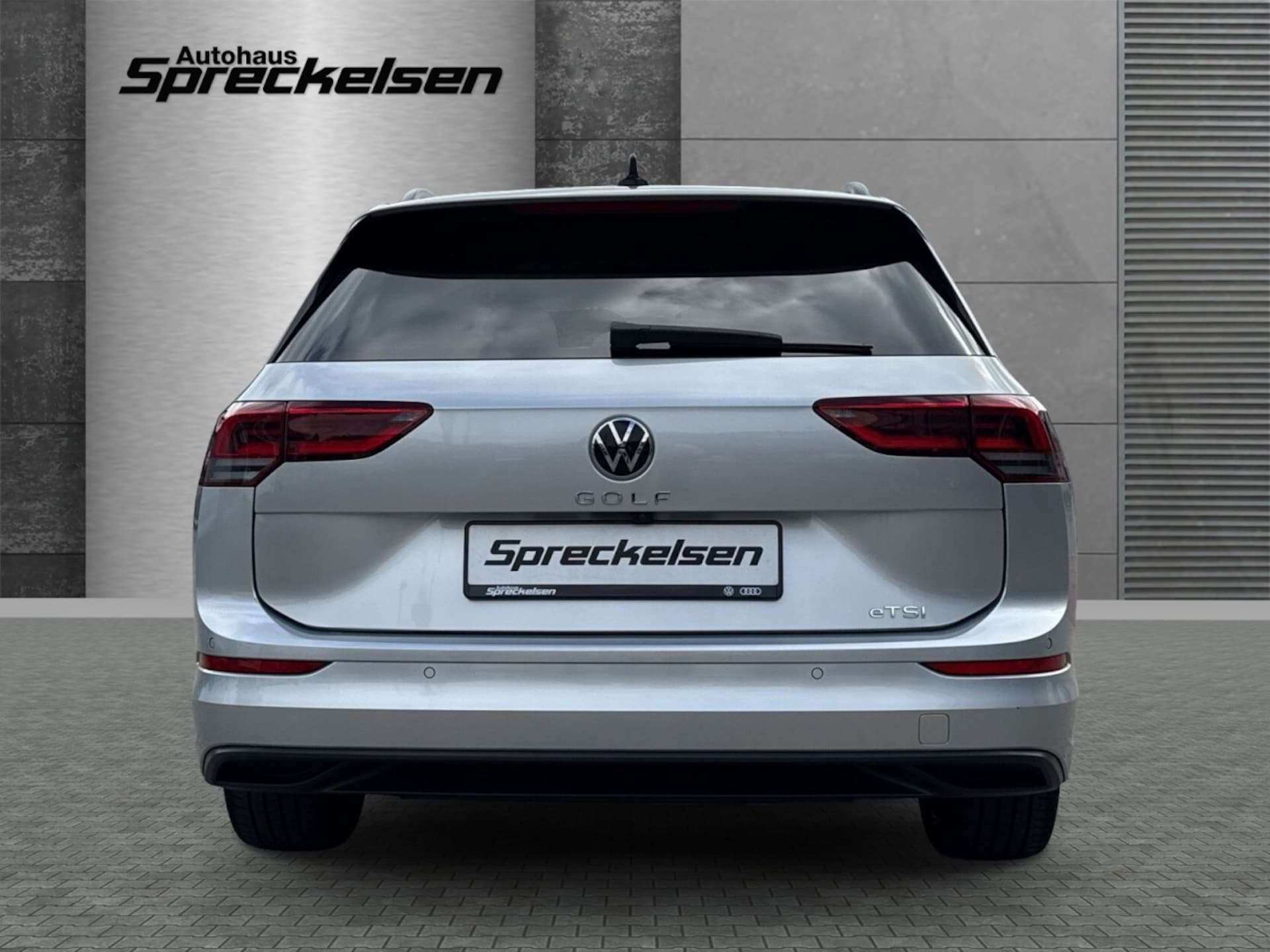 Volkswagen Golf Variant Life