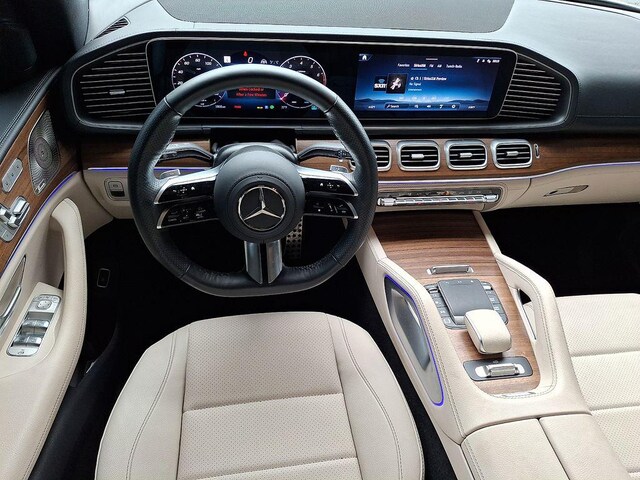 2025 Mercedes-Benz GLS 450