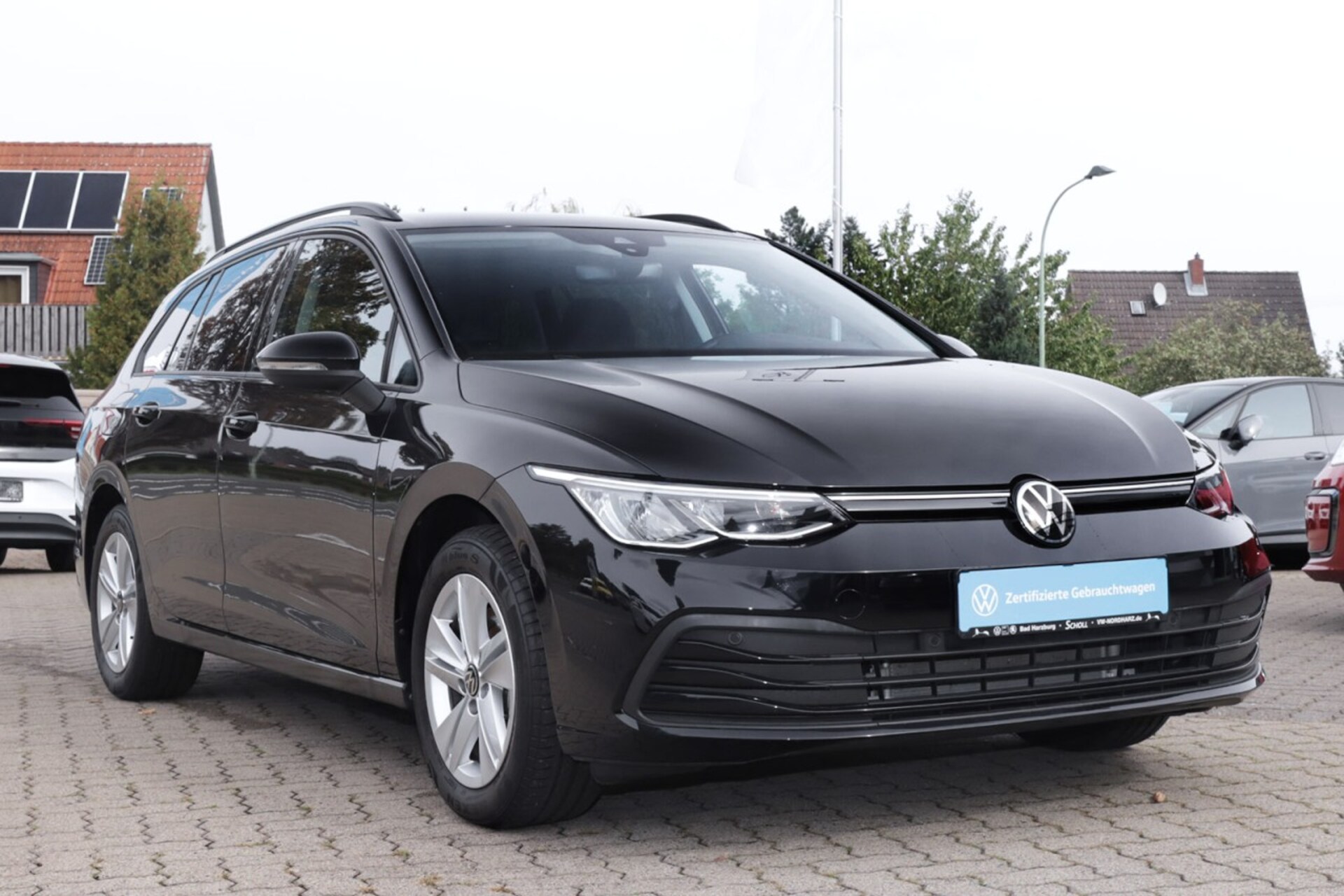 Volkswagen Golf Variant Life