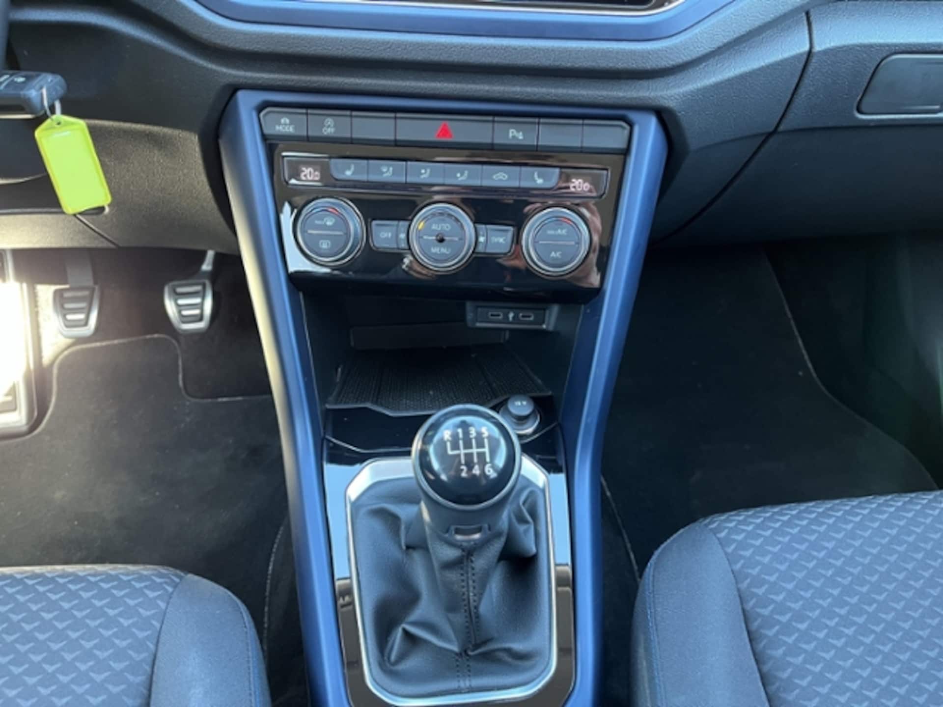 Volkswagen T-Roc United