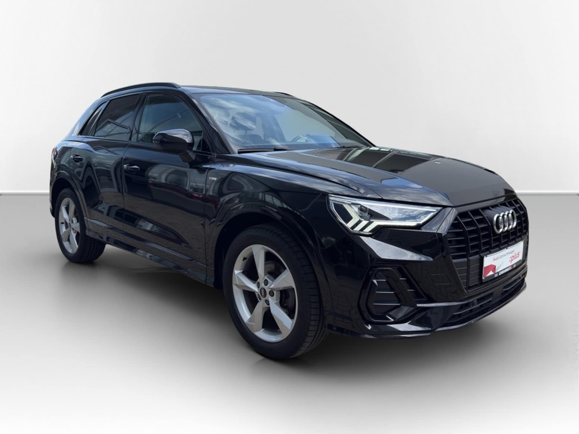 Audi Q3 SUV S line