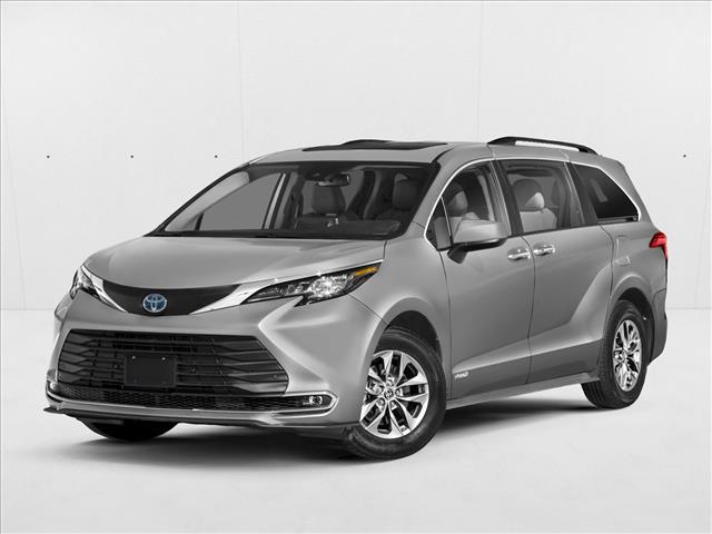 2024 Toyota Sienna XLE 8-Passenger Hybrid FWD's photo