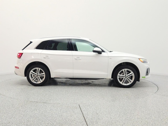 2023 Audi Q5 TFSI e