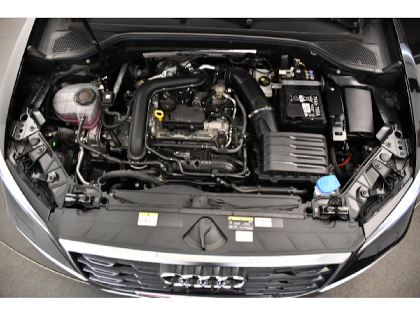Bild über Audi Q2 advanced 30 TFSI Schaltgetriebe - für weitere Informationen kontaktieren Sie den Audi Partner