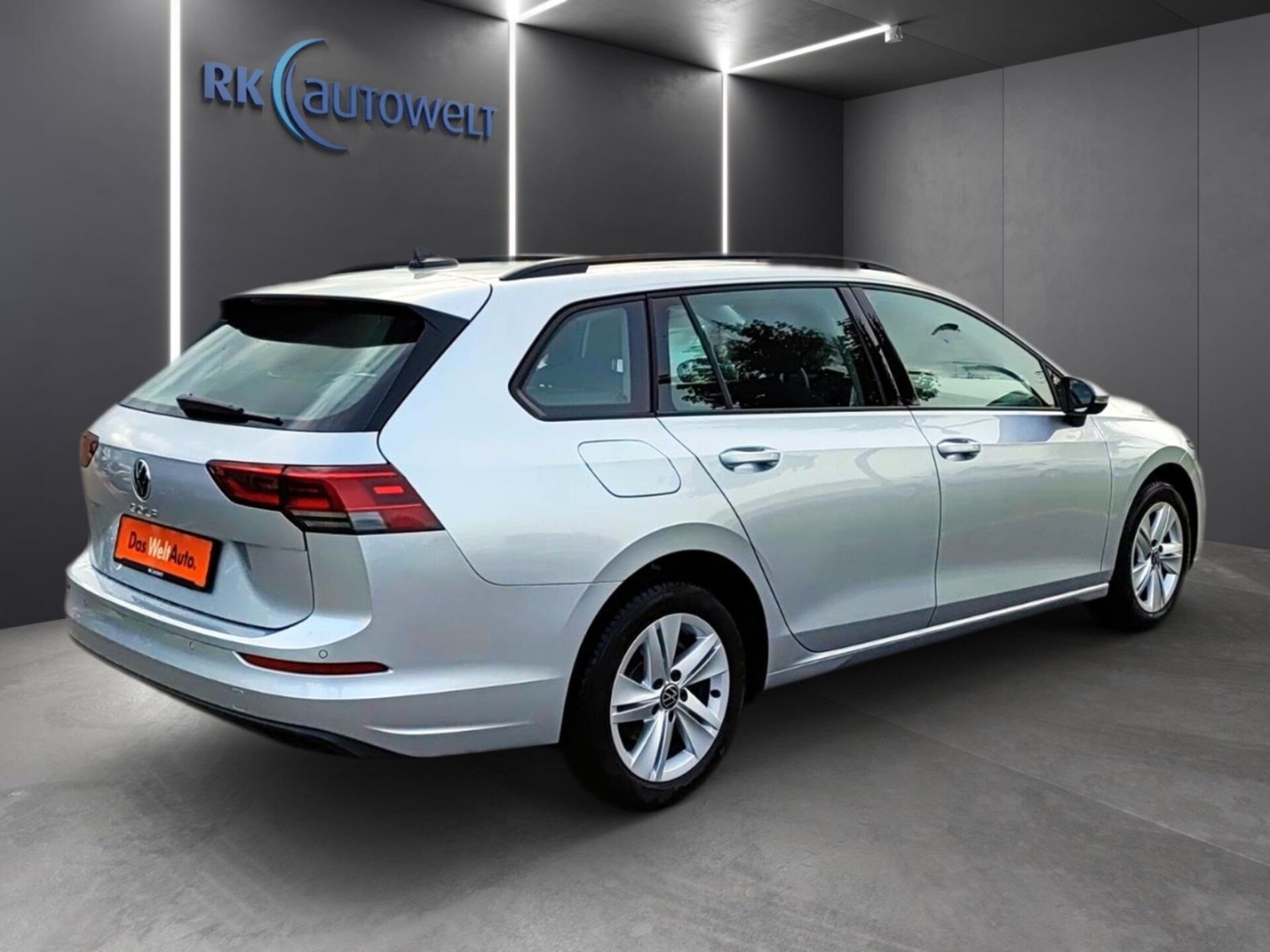 Volkswagen Golf Variant Life