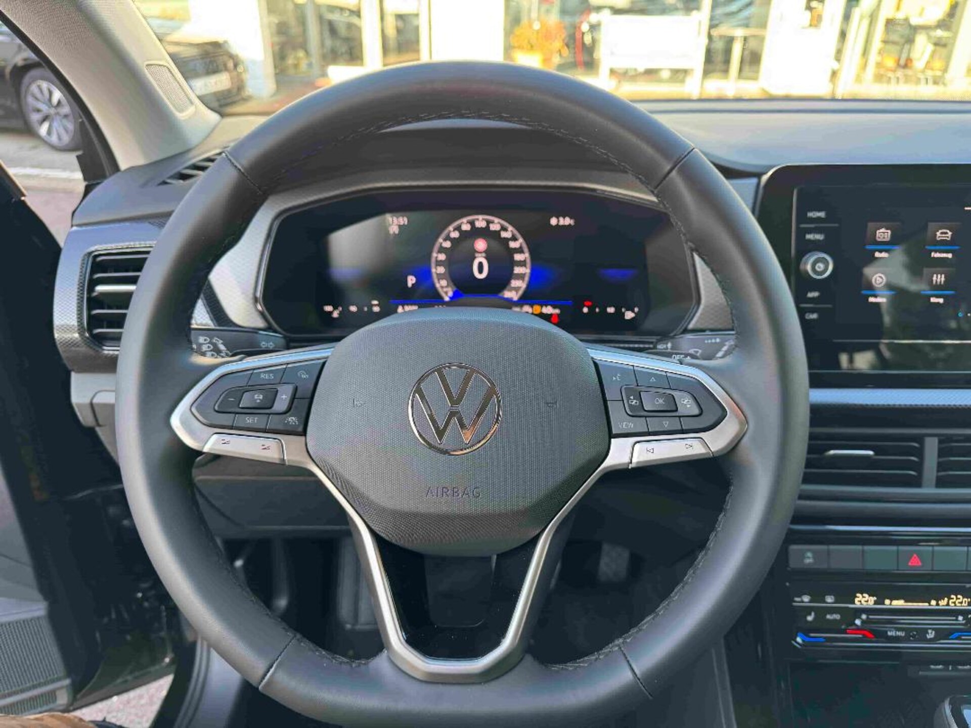 Volkswagen T-Cross Life