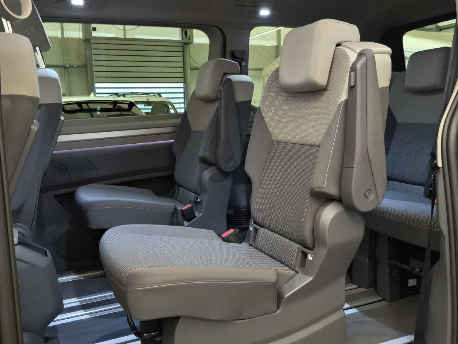 Volkswagen Multivan – Bild 11