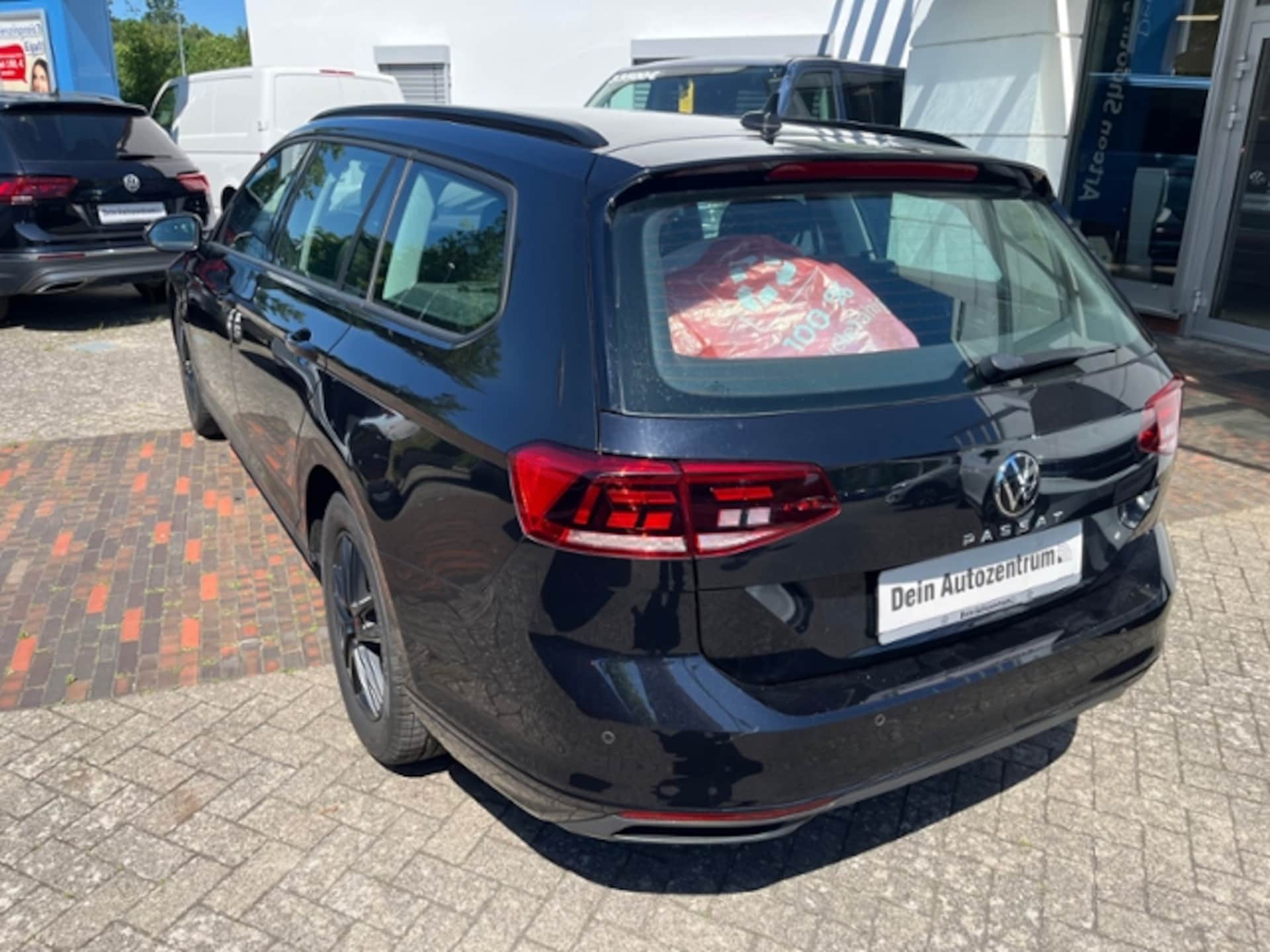 Volkswagen Passat Variant Basis-Modell